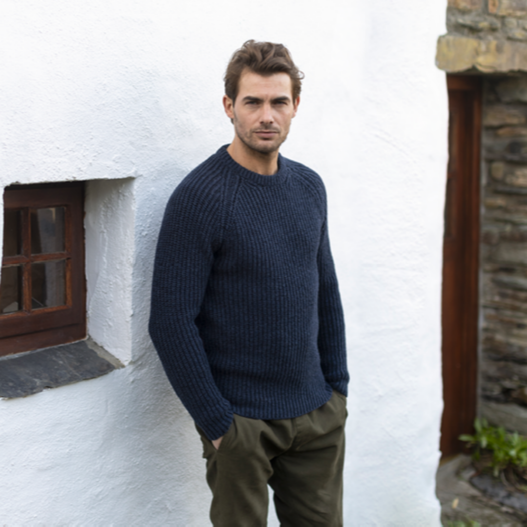Fisherman Out of Ireland | Ribbed Crewneck Sweater - Dark Indigo & Black