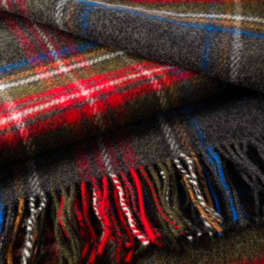 John Hanly & Co. | 100% Shetland Wool Throw