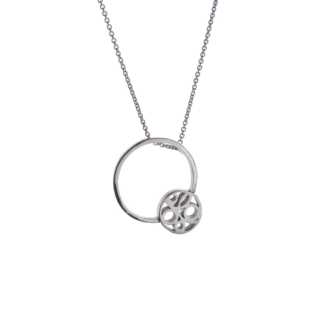 Miriam Wade | Flow Pendant - Open