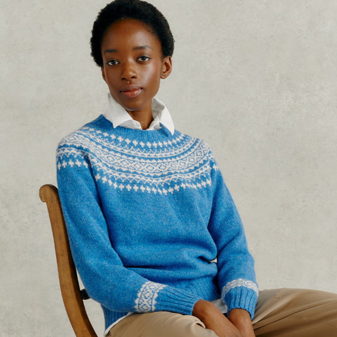 Harley of Scotland | Fairisle Sweater - Blue toon & White