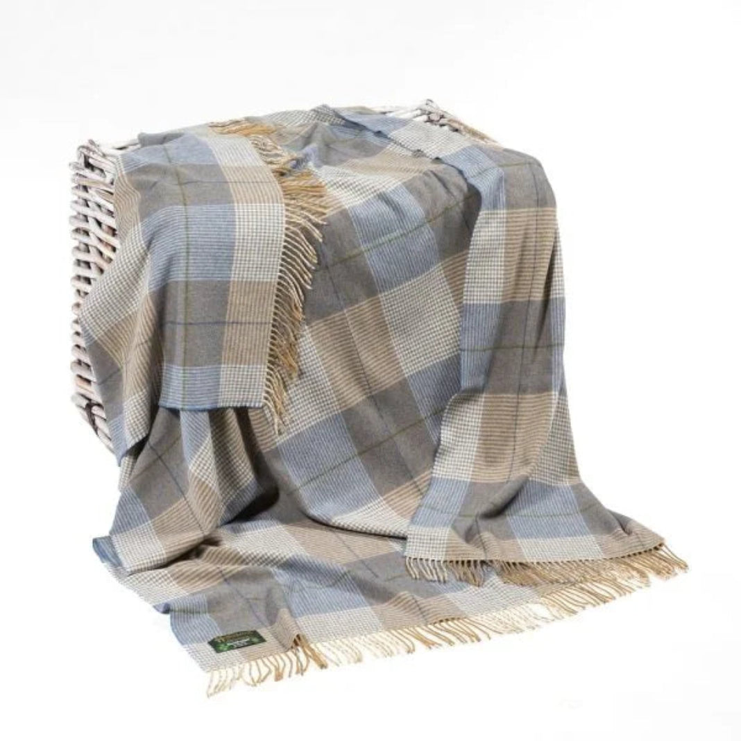 John Hanly & Co. | 100% Lambswool Throw