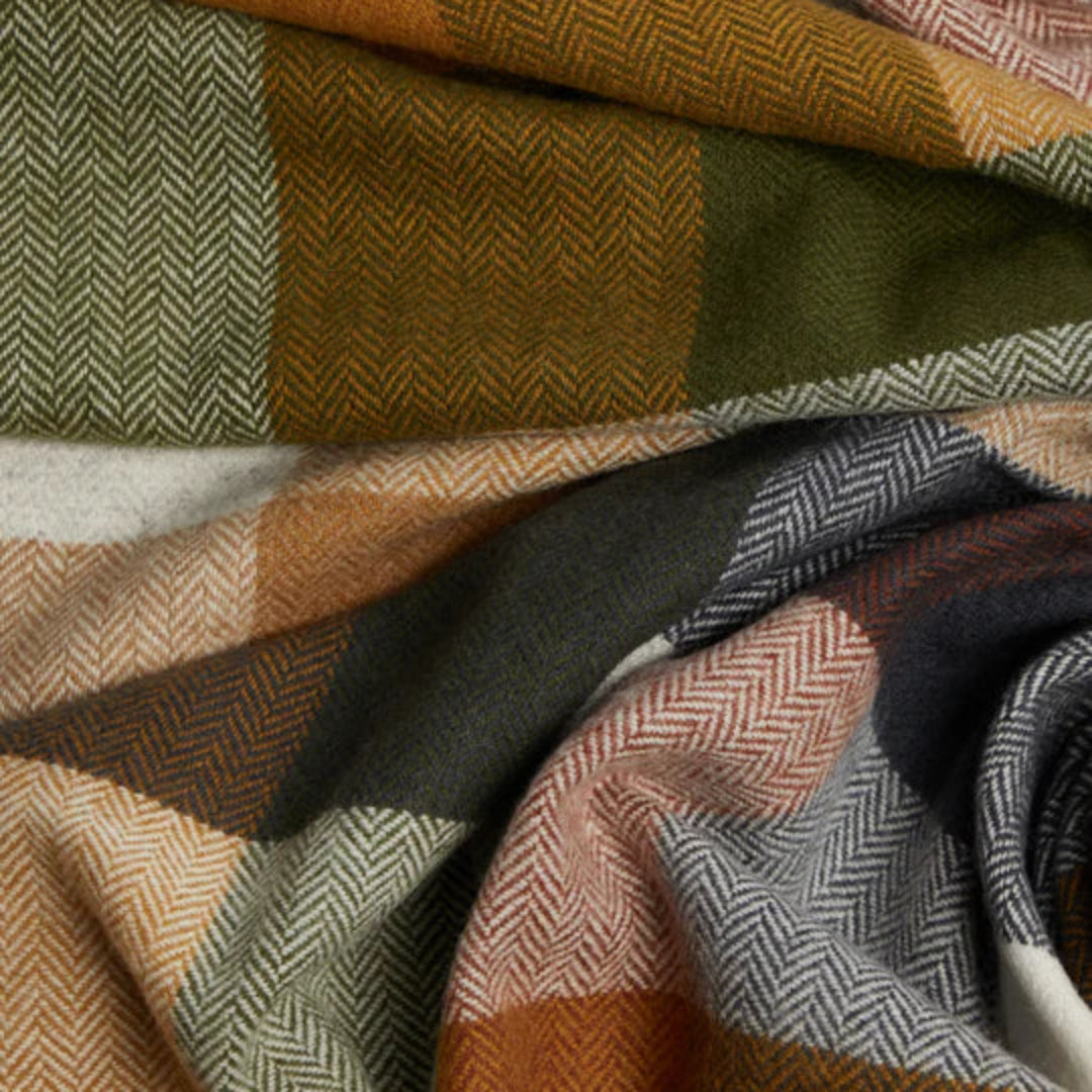 Foxford Woollen Mills | Lambswool Throw - Ardagh