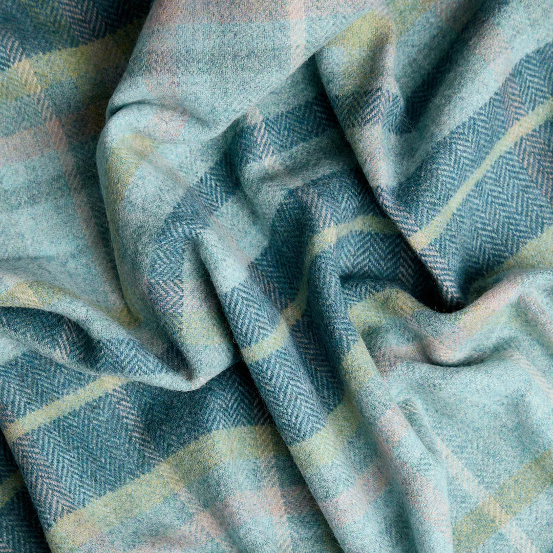Foxford Woollen Mills | Lambswool Throw - Rosslare