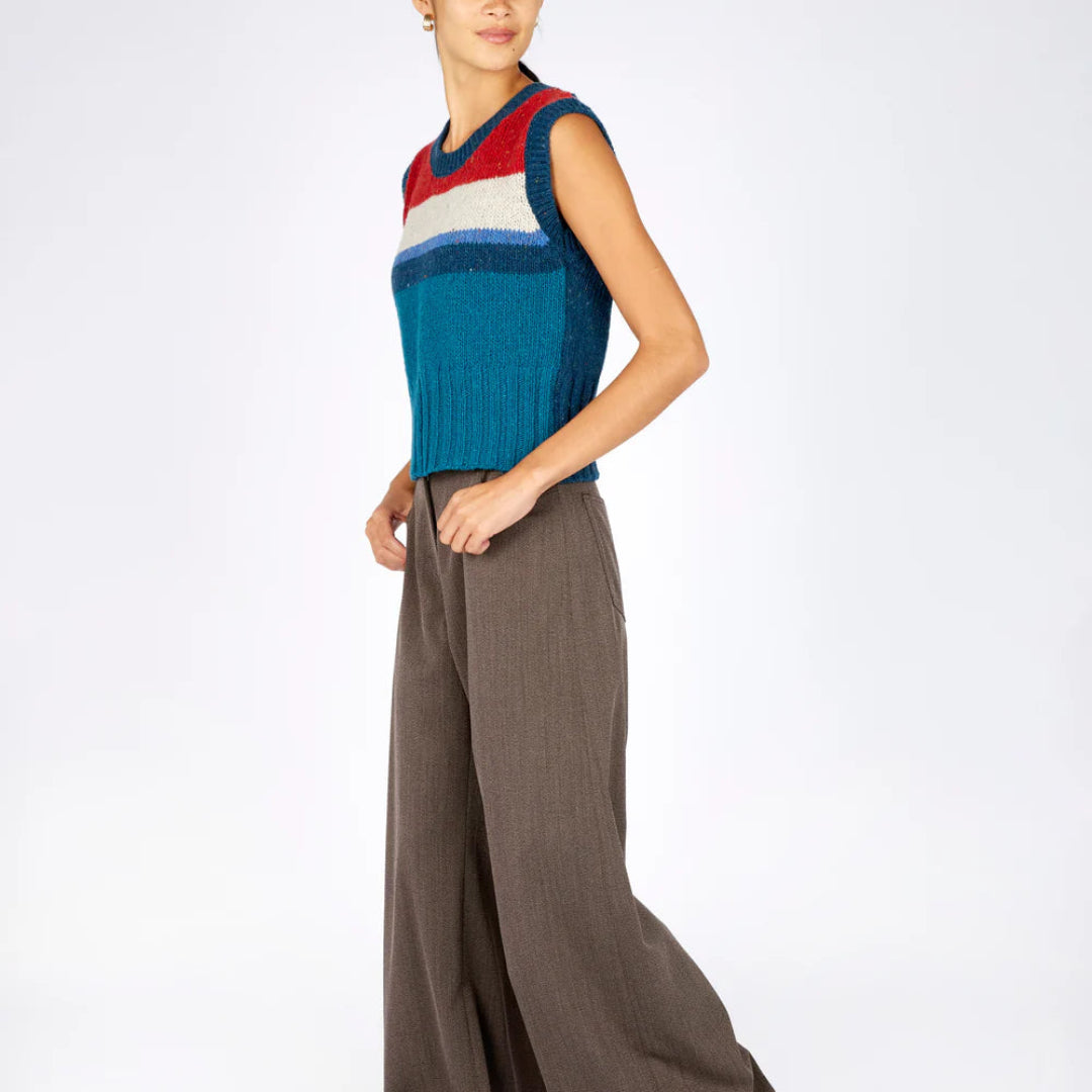 IrelandsEye | Etta Vest