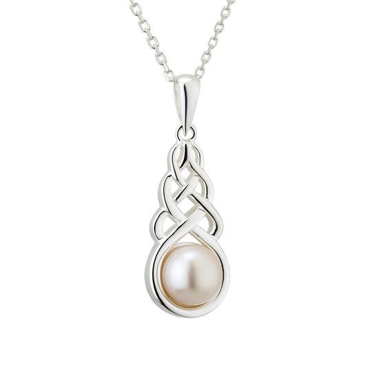 Solvar | Celtic Weave Pearl Pendant