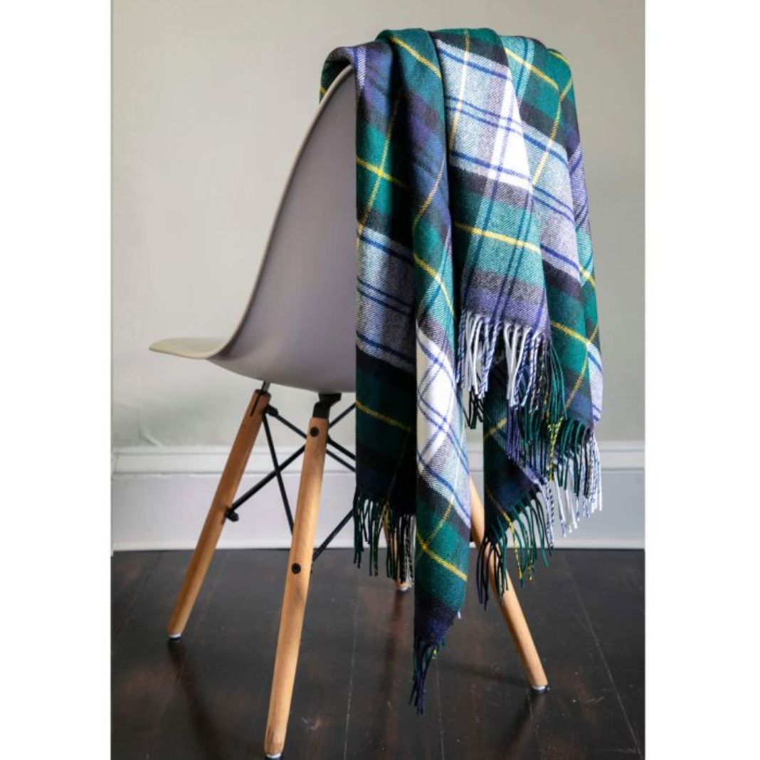Lochcarron | Tartan Lambswool Blanket - Gordon Dress