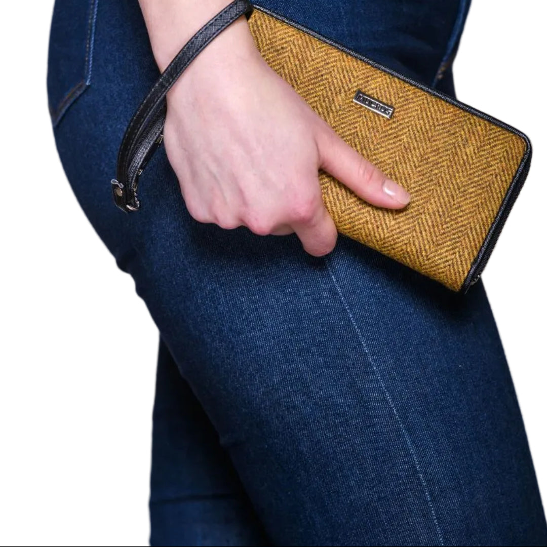 Mucros Weavers | Tweed Wallet Yellow